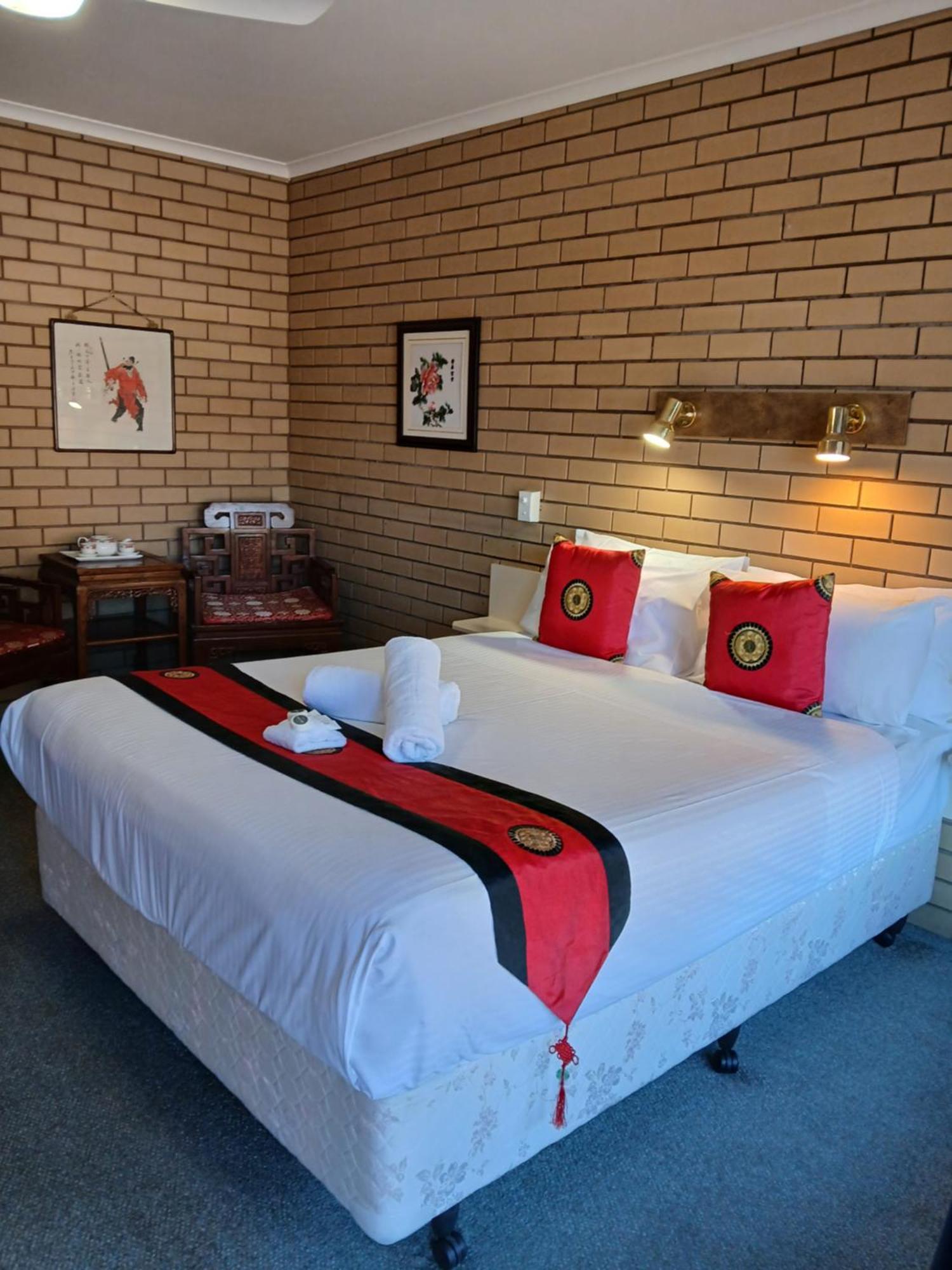 Birch Motel Tocumwal Previously Known As Kanimbla Motor Inn ภายนอก รูปภาพ